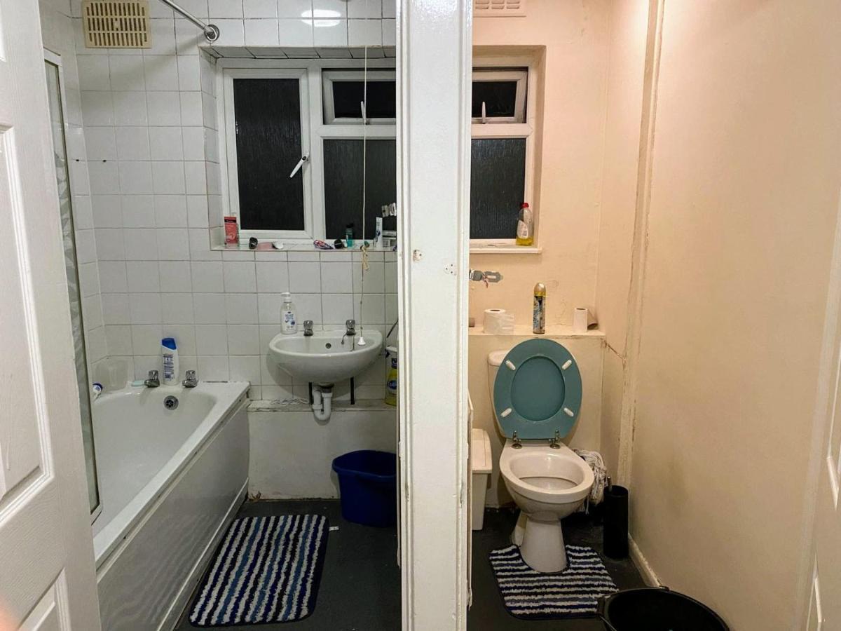 Comfortable Double Bedroom In London Hornchurch Luaran gambar